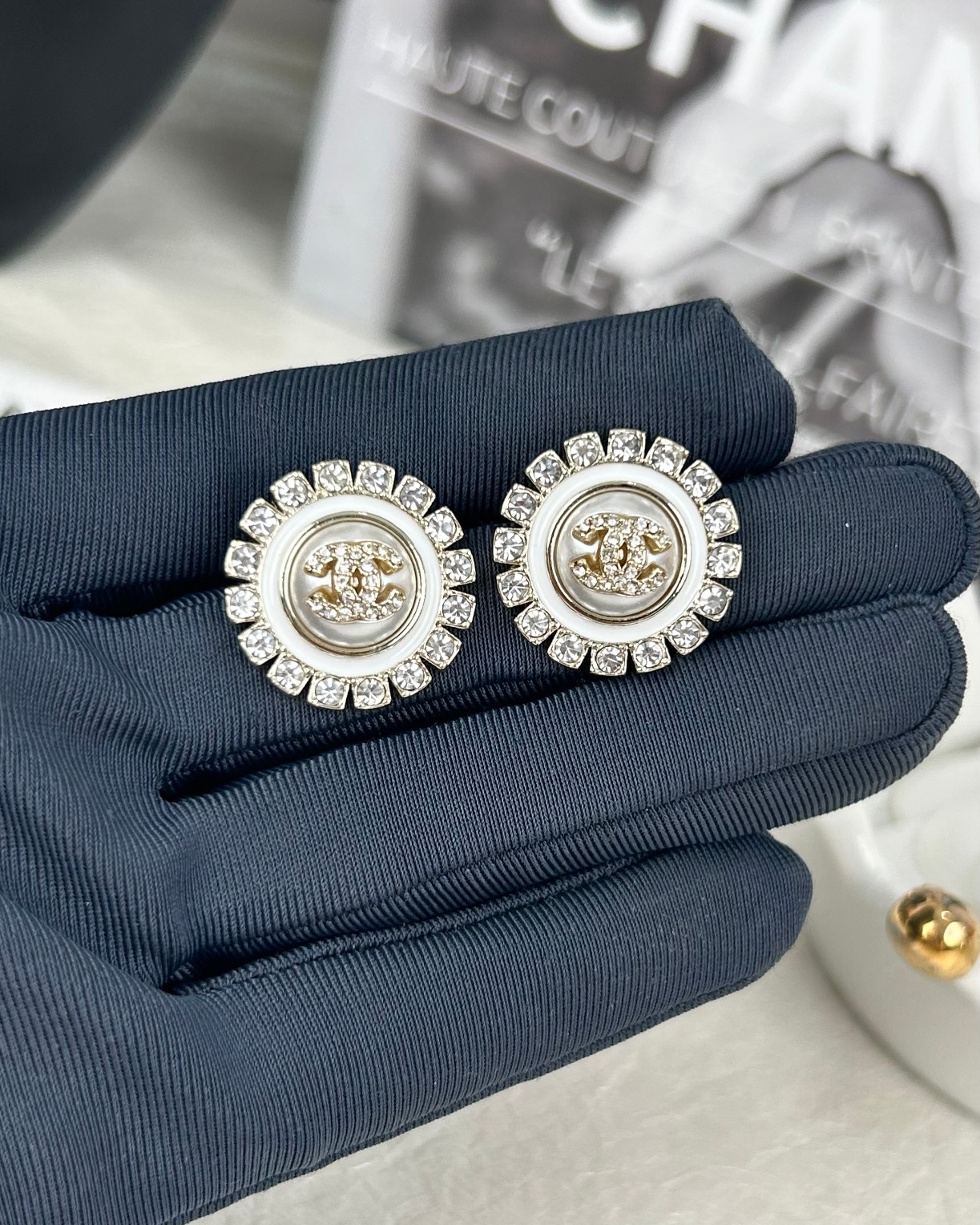 Chanel Sunflower Diamond Round Stud Earrings - Original Replica Club