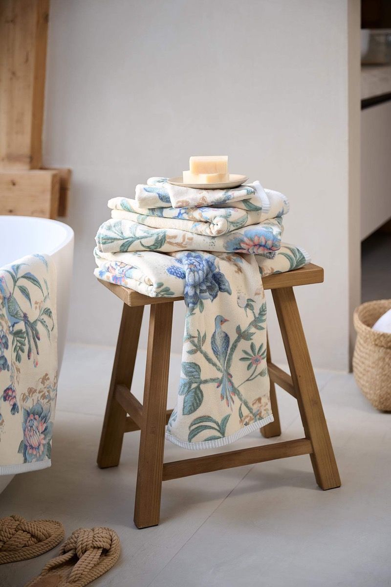 Large Bath Towel Secret Garden White/Blue 70x140cm