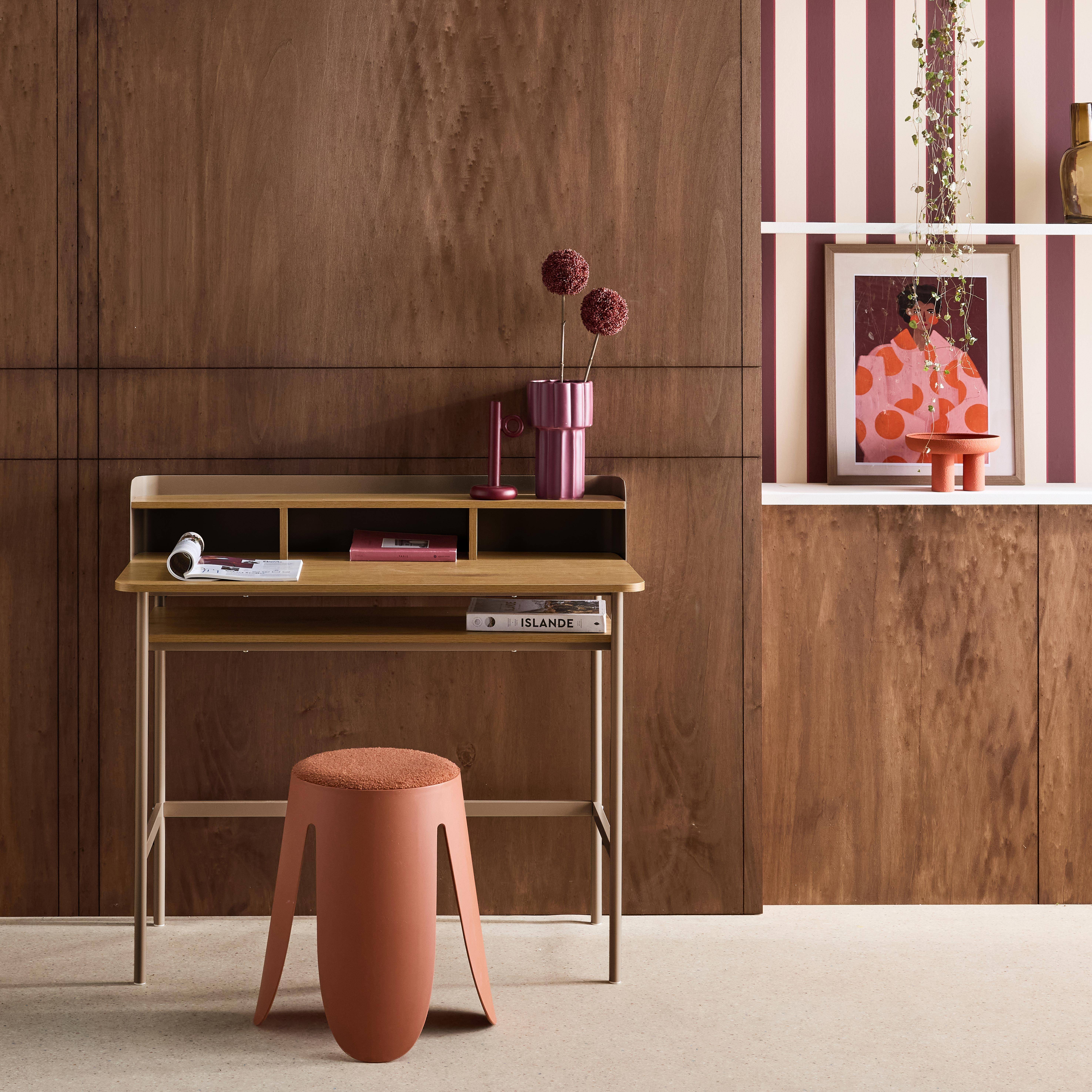 Molto - Escritorio de metal y decoración de madera con 3 nichos