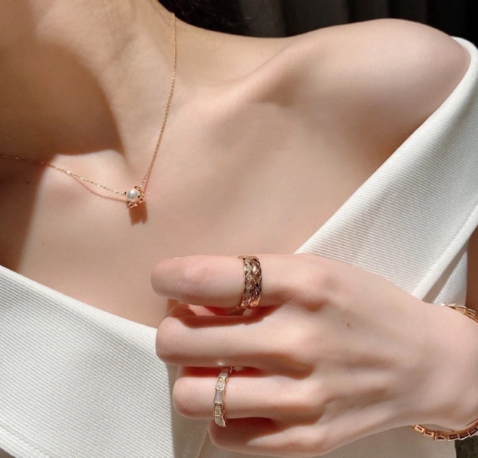 Cartier Enhancer Pearl Pendant Necklace - Rose Gold Color - Original Replica Club