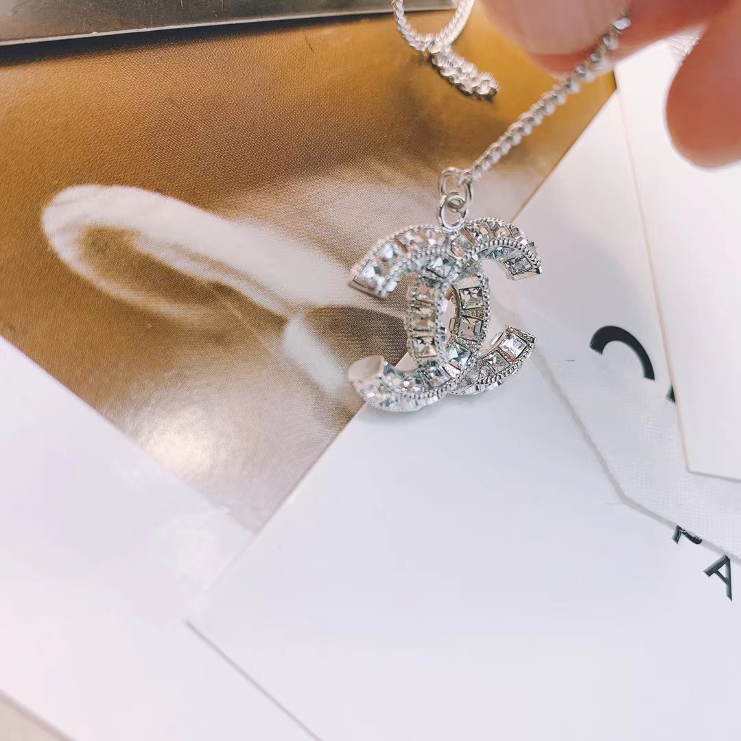 Chanel Silver Color Tassel Pendant Necklace - Original Replica Club