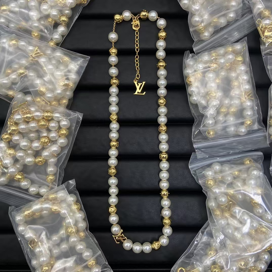 Louis Vuitton Pearl Necklace - Original Replica Club