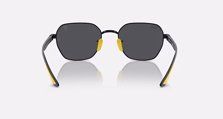Ray-Ban RB3794M SCUDERIA FERRARI COLLECTION