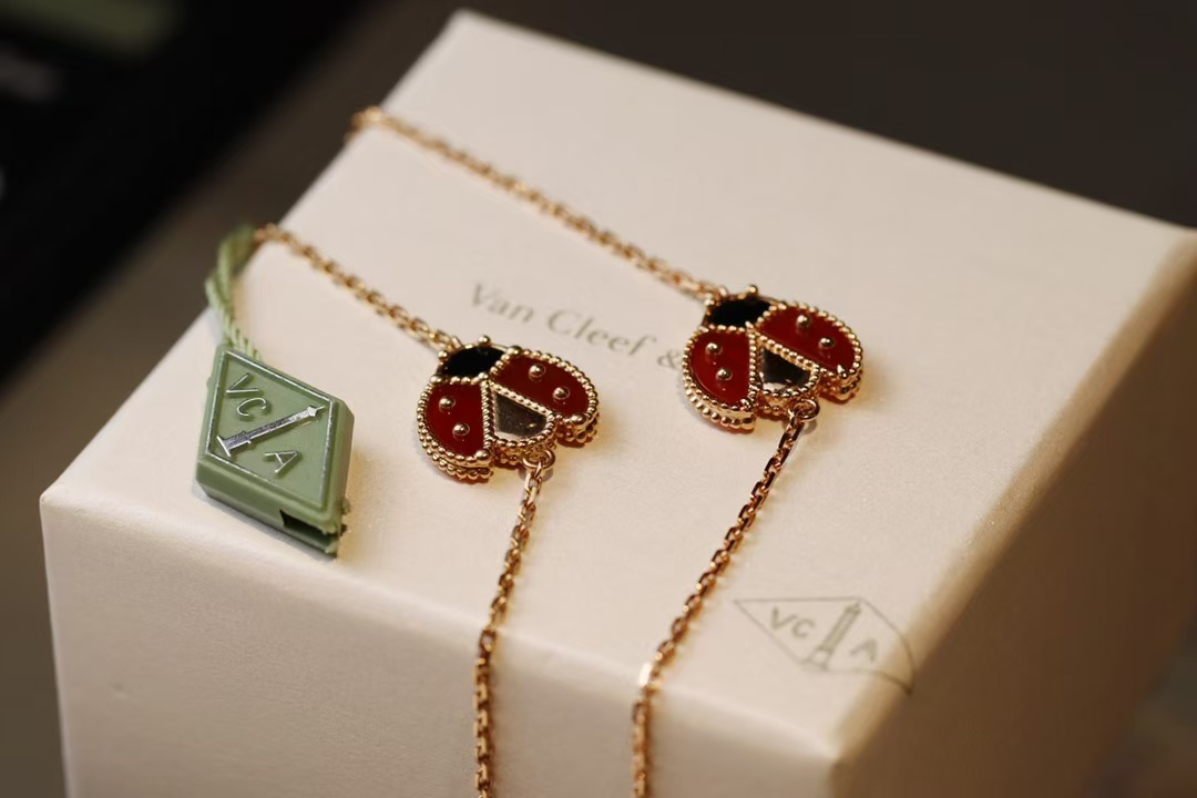 VCA Fauna Lucky Spring Bracelet, Open Wings Ladybug - Original Replica Club
