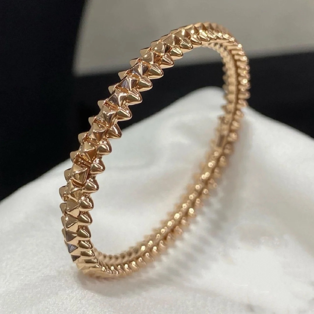 Cartier Clash de Bracelet Bangle - Original Replica Club