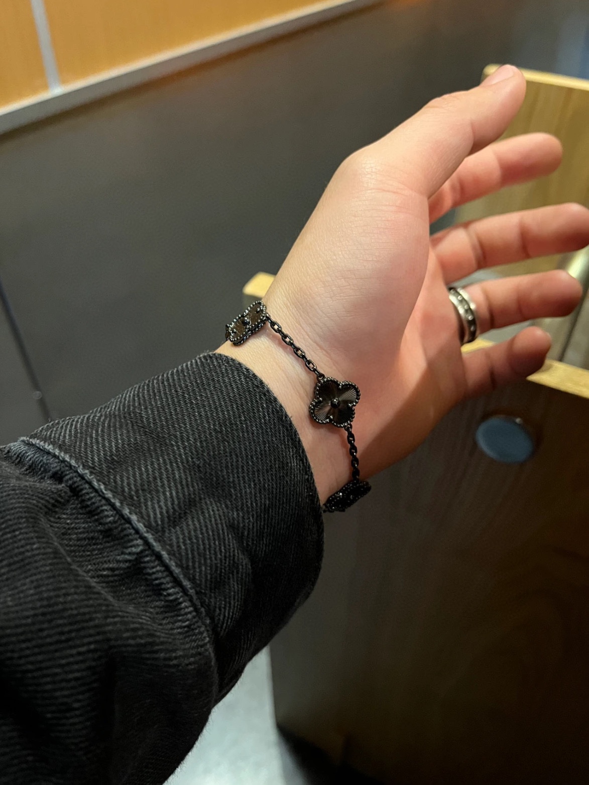 VCA Darth Vader Black Vintage Alhambra 5 Motifs Bracelet - Original Replica Club