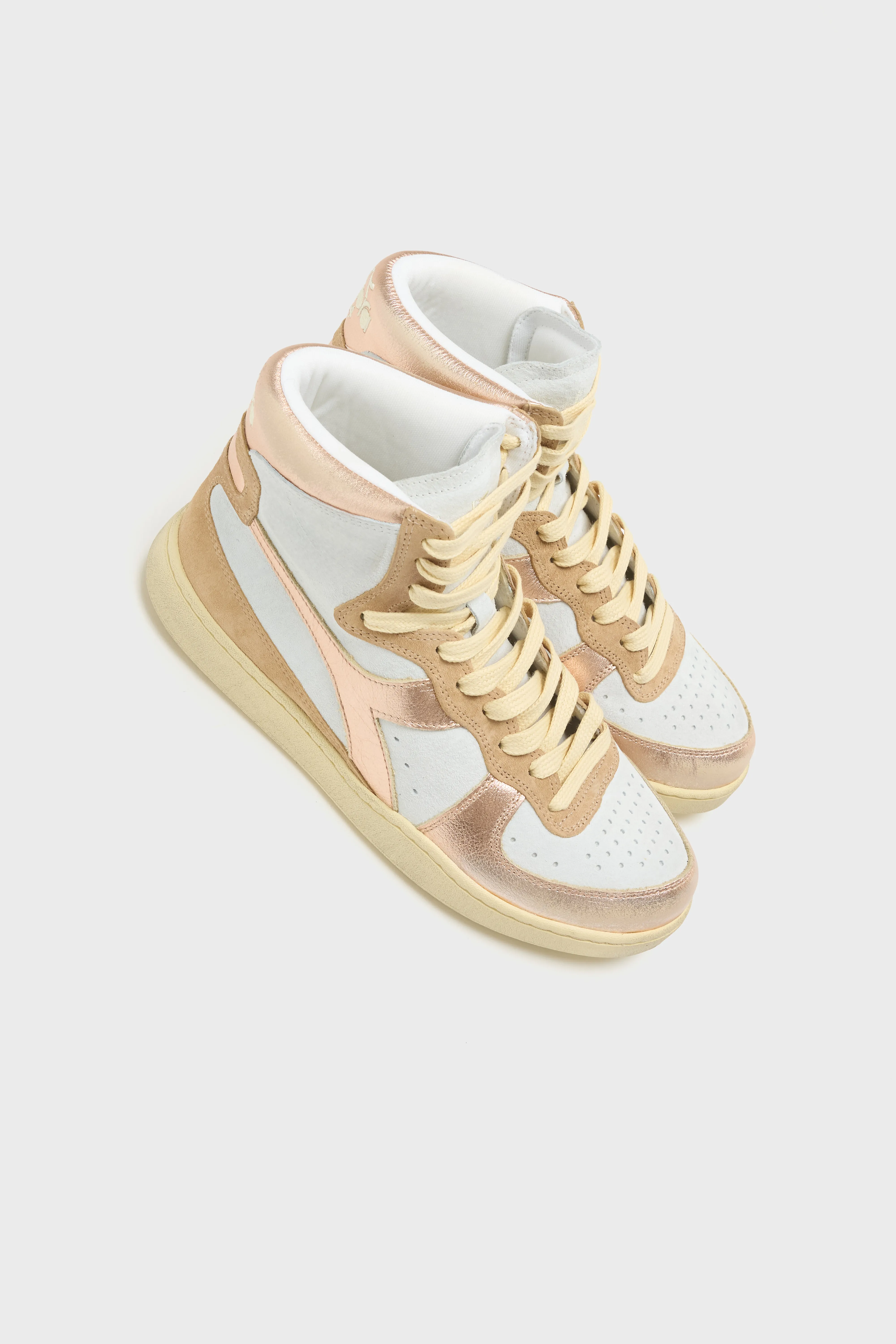 Bellerose Mi Basket Metal Pigskin Used for Women (261 / W / PINK GOLD)