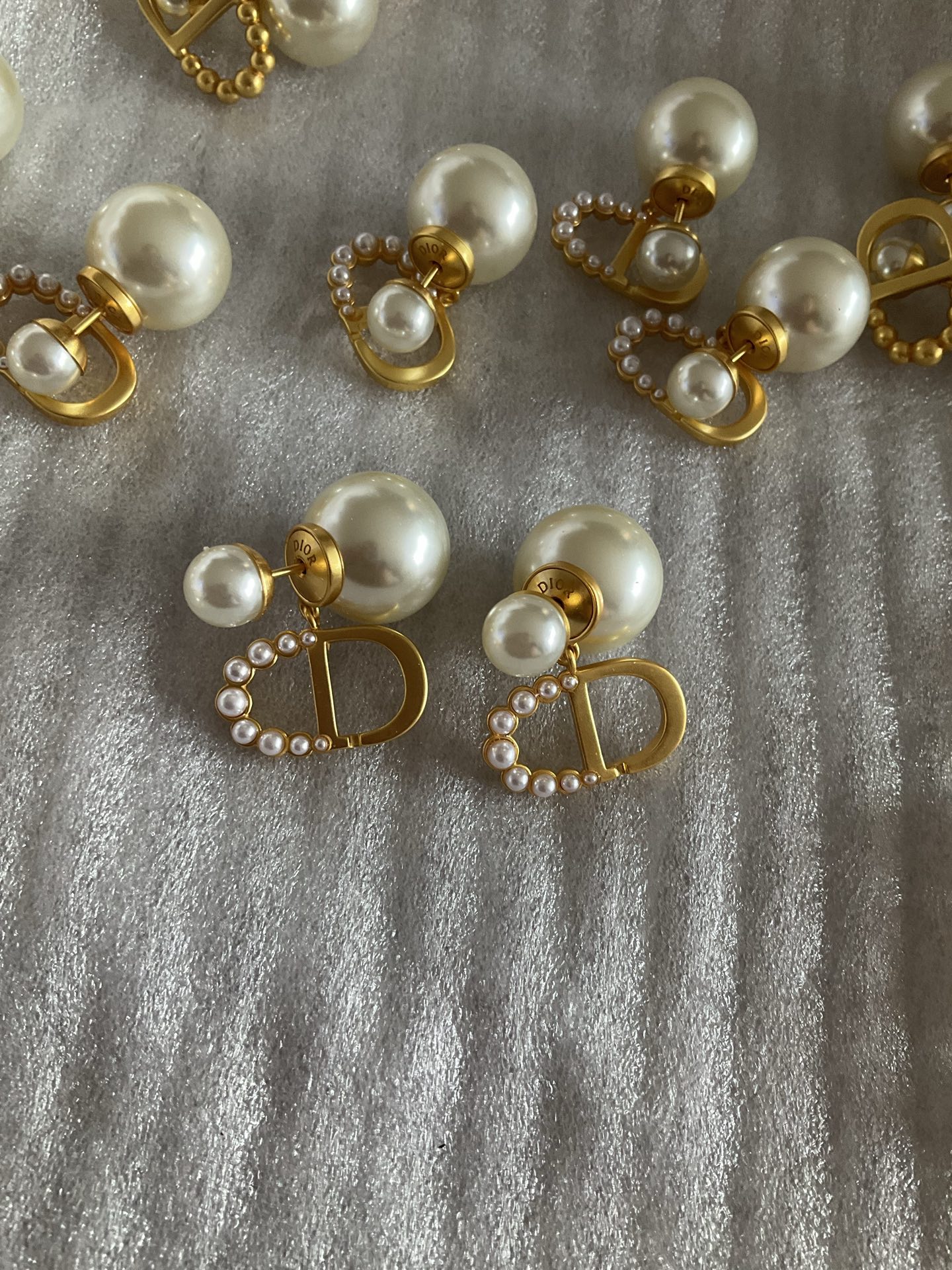Dior CD Letter Drop Pearl Earrings - Original Replica Club
