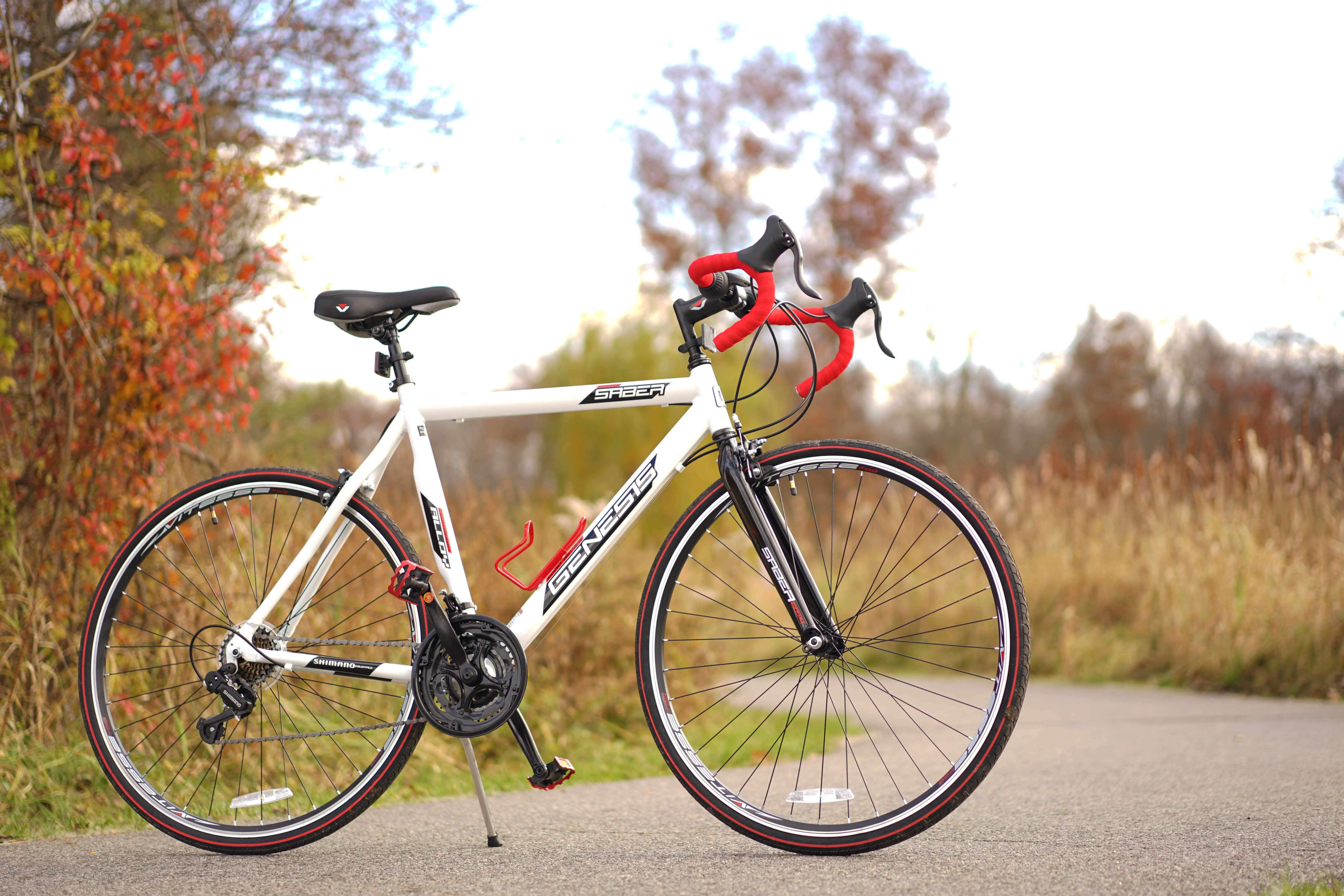 700c Saber Men's Road Bike, Medium, White - Image 8