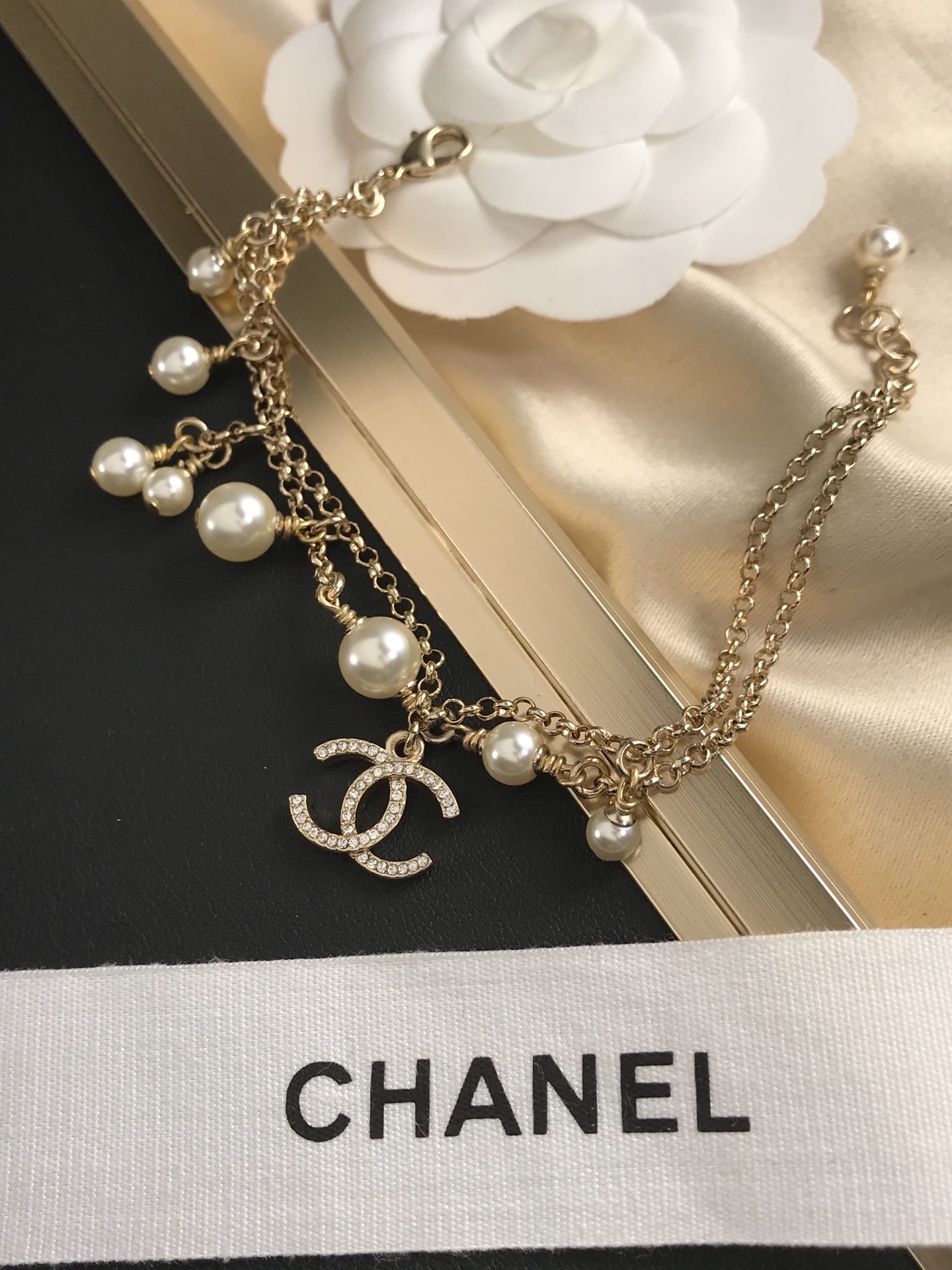 Chanel Dainty Two Layers Chain Pearl Bracelet - Original Replica Club