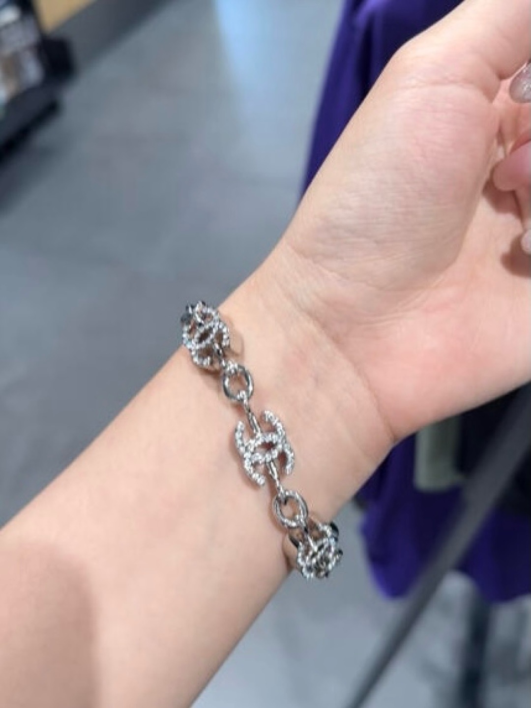 Chanel Hollow CC Chain Rhinestone Silver Bracelet - Original Replica Club