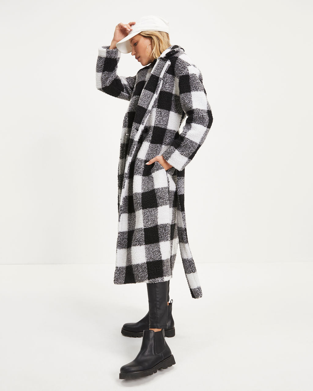 Cabin Fever Teddy Pocketed Coat - White - Se7enfashion