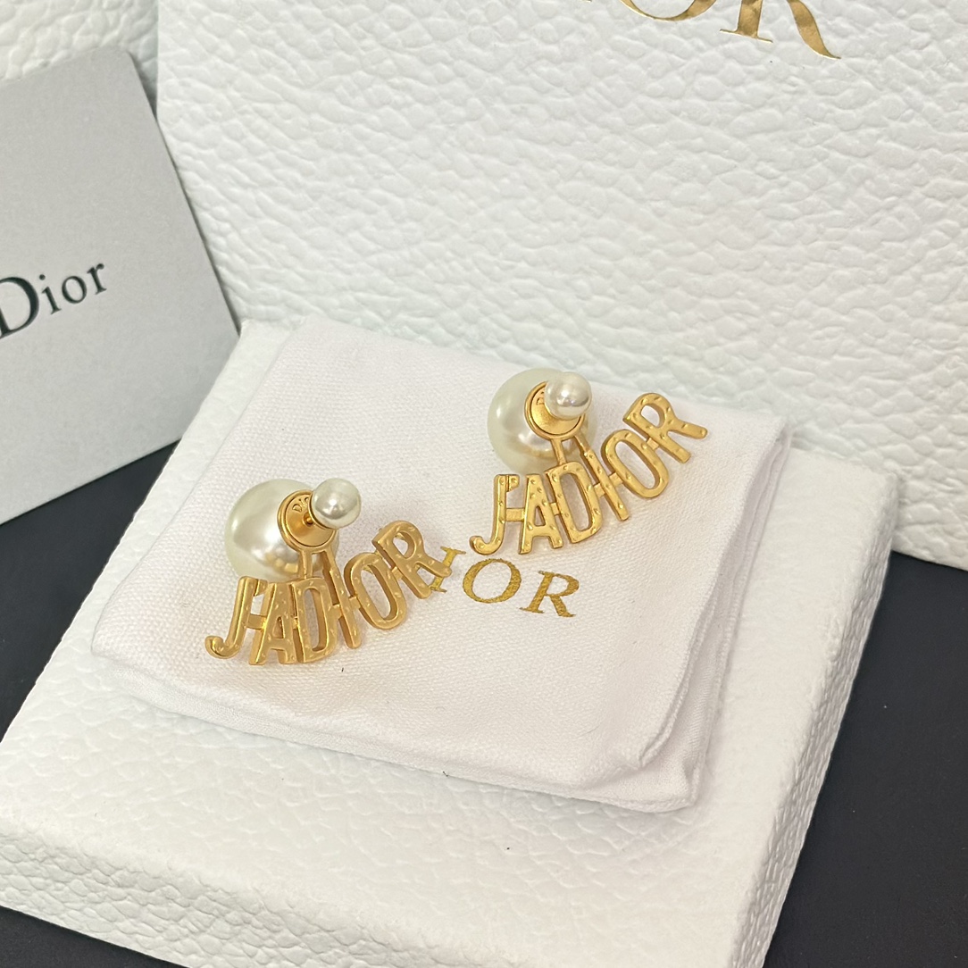 Jadior Pearl Earrings - Original Replica Club