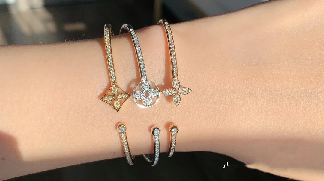 Louis Vuitton Dainty Diamond Open Cuff Bangle Bracelet - Original Replica Club