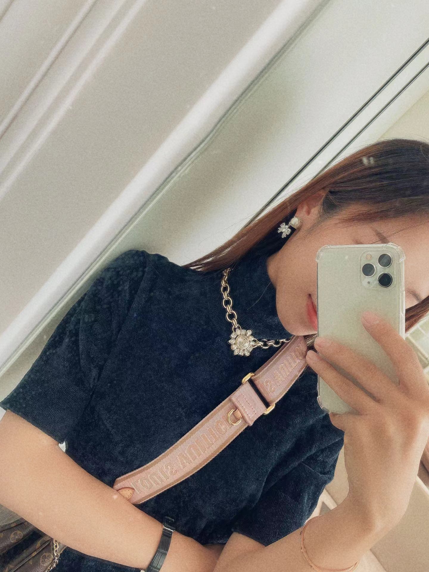 Chanel Thick Cuban Chain Flower Pendant Choker Necklace - Original Replica Club