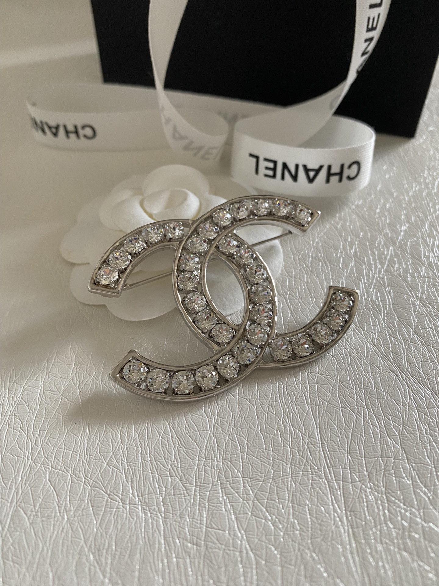 Chanel Prong Diamond Brooch - Original Replica Club
