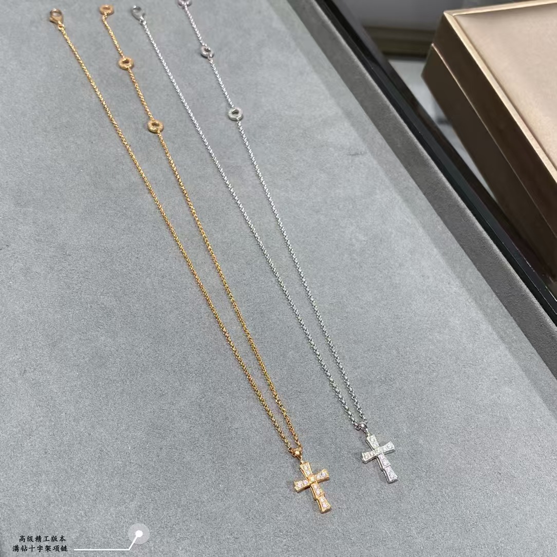 Bvlgari Cross Croce Pendant Necklace - Original Replica Club