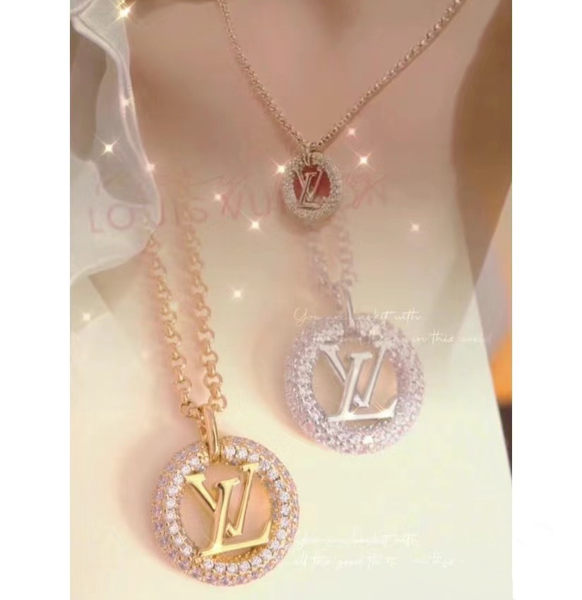 Louis Vuitton Diamond Wrap Round Hollow LV Necklace - Original Replica Club