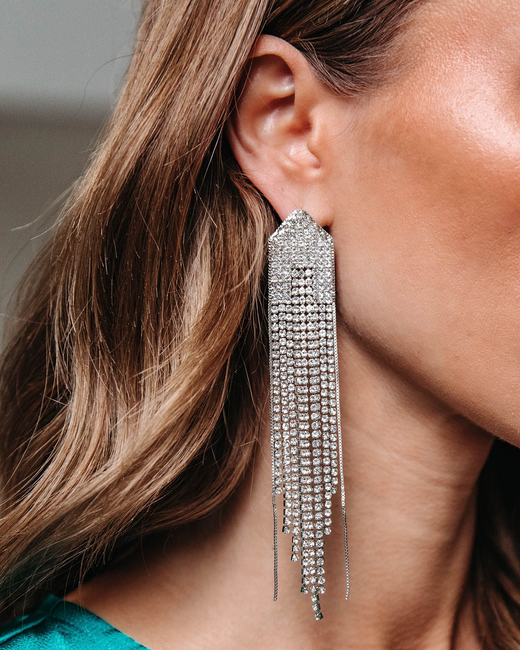 Bermuda Crystal Fringe Drop Earrings - Silver - Se7enfashion