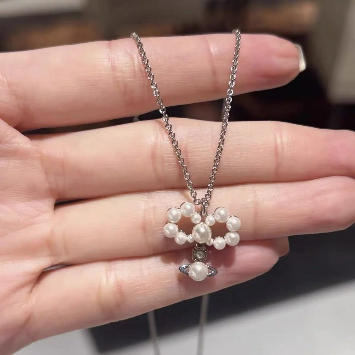 Vivienne Westwood Pearl Planet Pendant Necklace - Original Replica Club