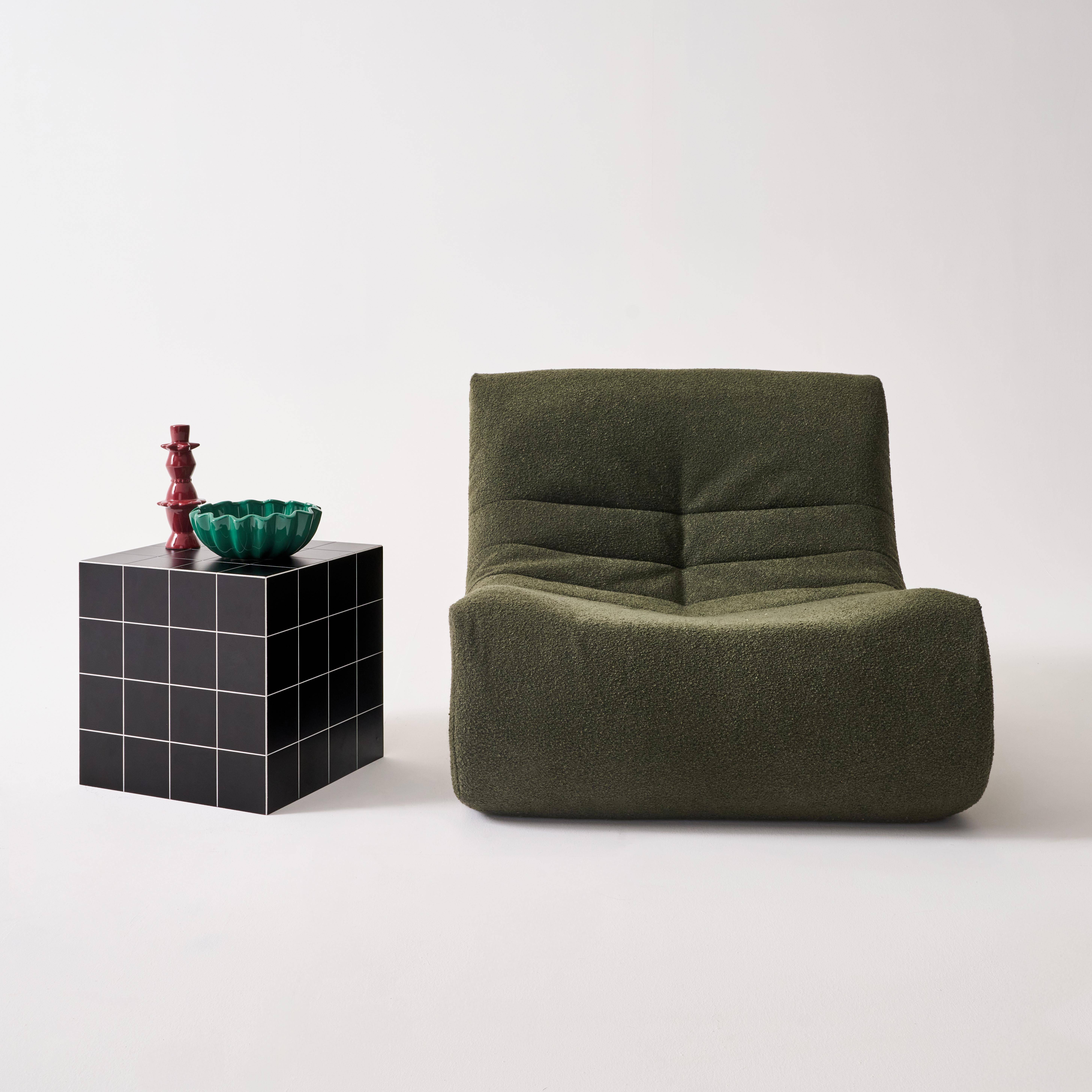 Kubeeek - Mesa de centro o auxiliar cúbica efecto azulejos de cemento, 40cm