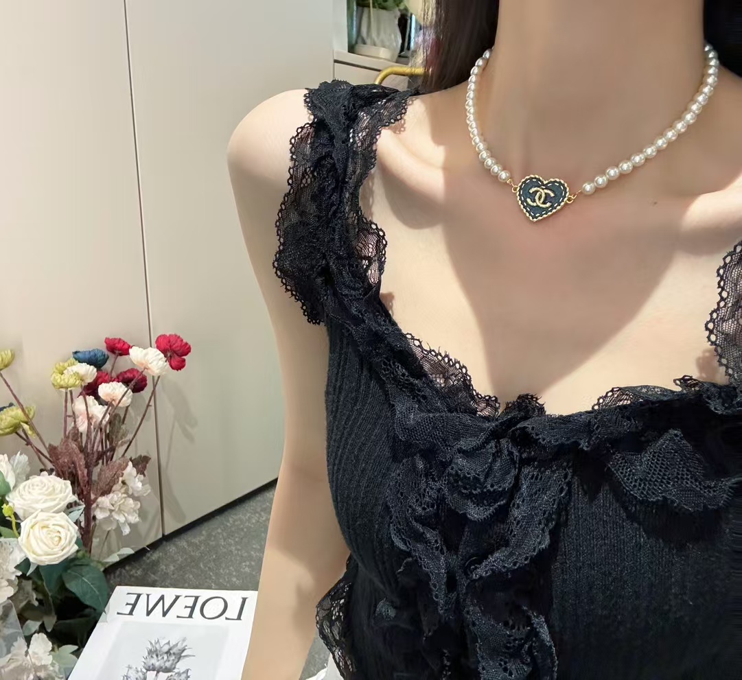 Chanel Denim Heart Pendant Pearl Choker Necklace - Original Replica Club