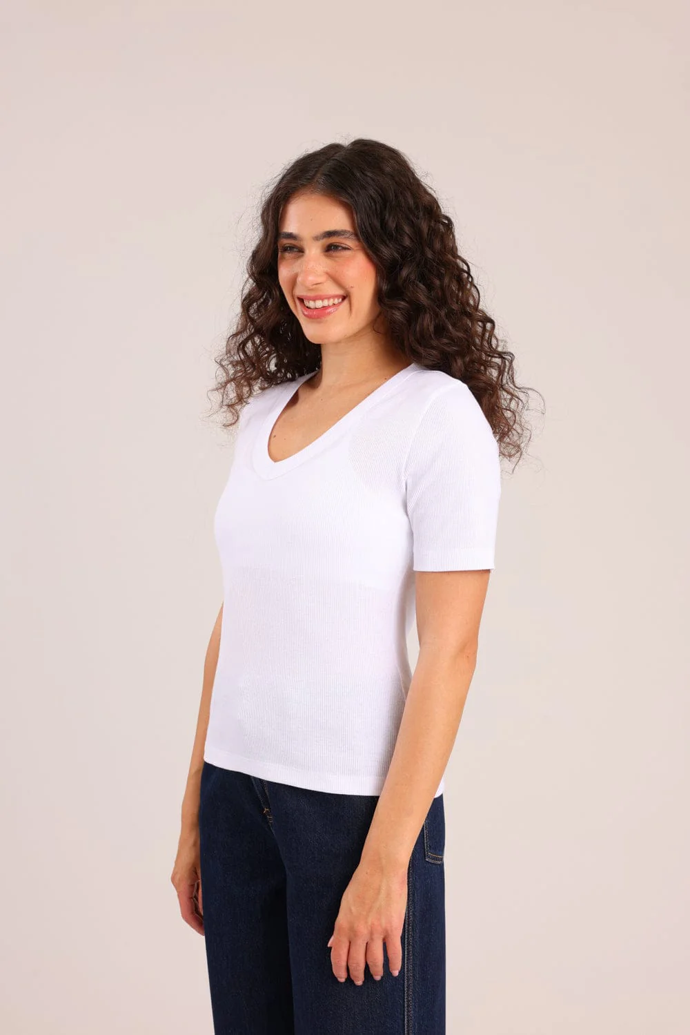 חולצת בייסיק חלקה