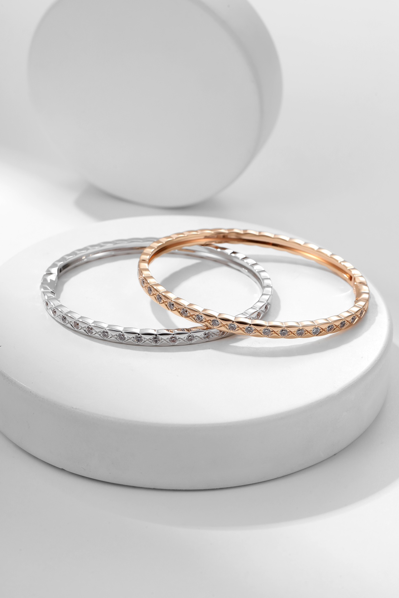 Chanel Diamond Coco Crush Mini Bracelet Bangle - Original Replica Club