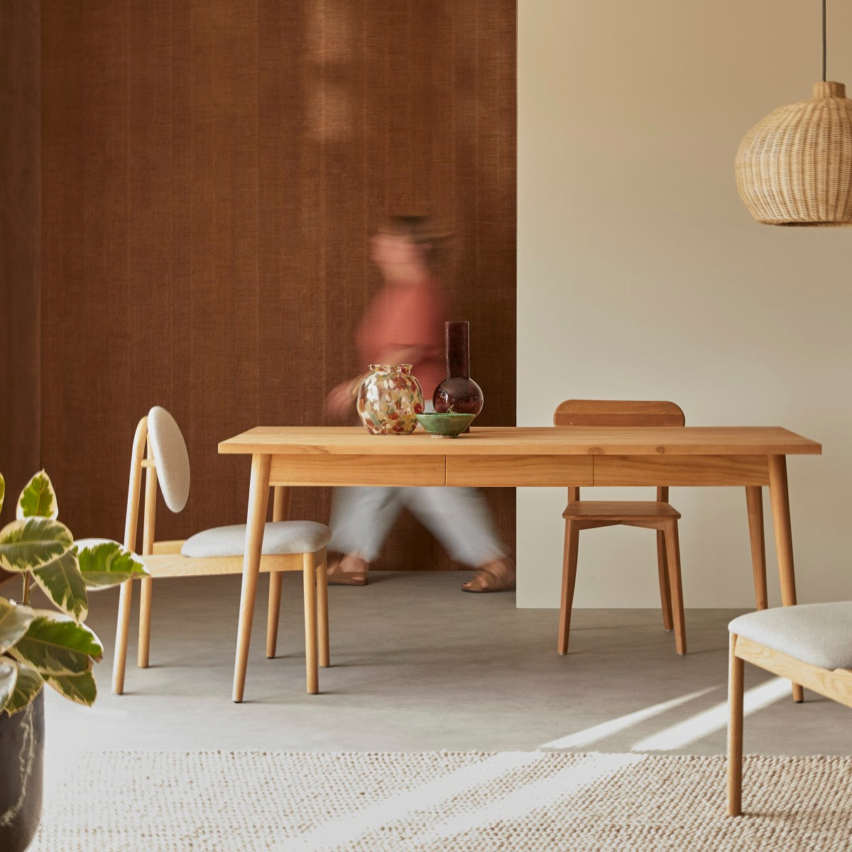 Tikamoon - Jonàk - Massief teakhouten eettafel voor 6 8 personen.