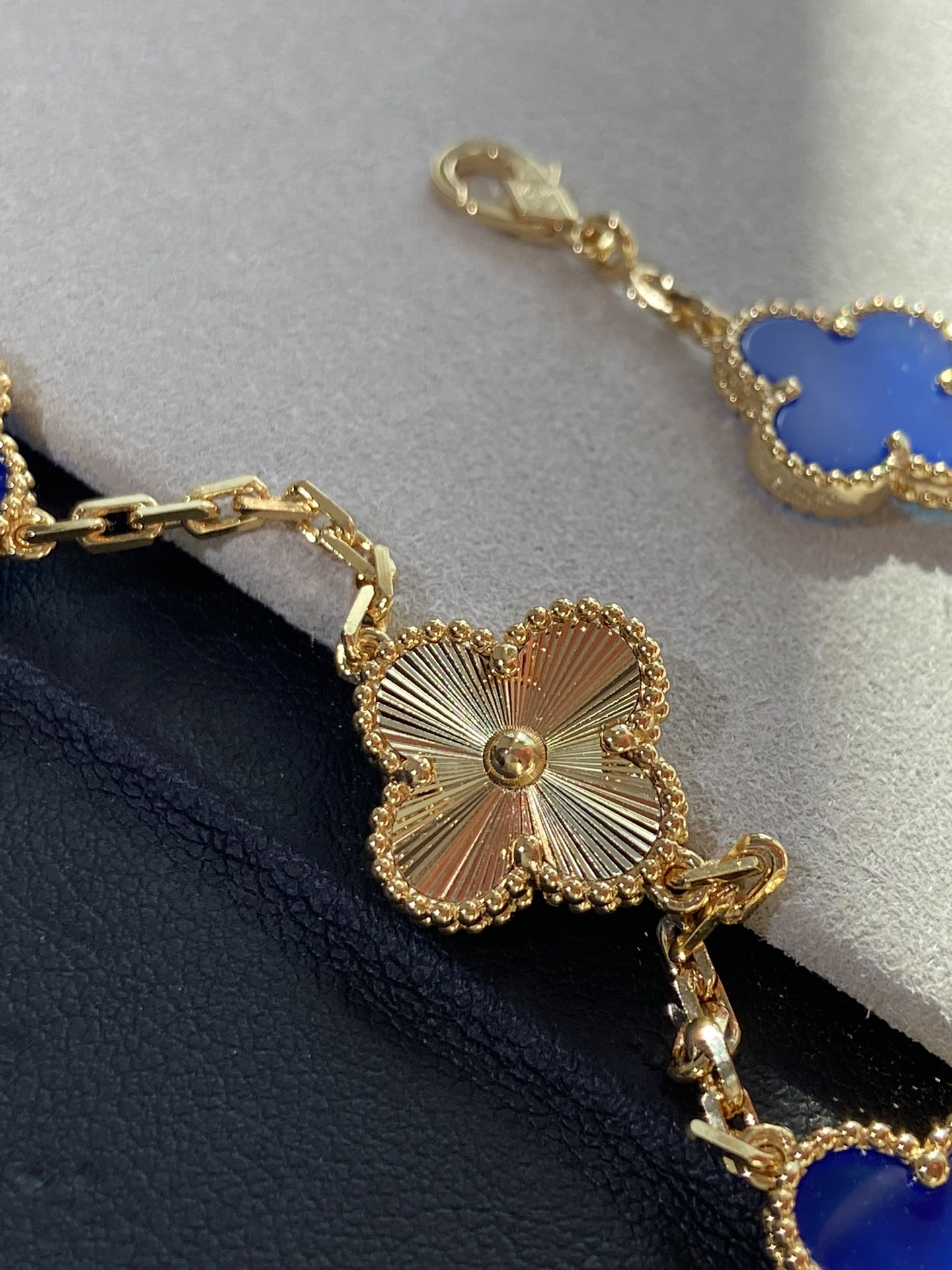 VCA Gold Guilloche and Deep Blue Agate Vintage Alhambra Bracelet 5 Motifs - Original Replica Club