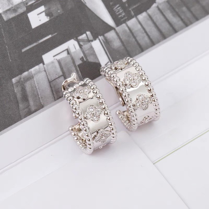 VCA Perlee Clovers Hoop Earrings - Original Replica Club