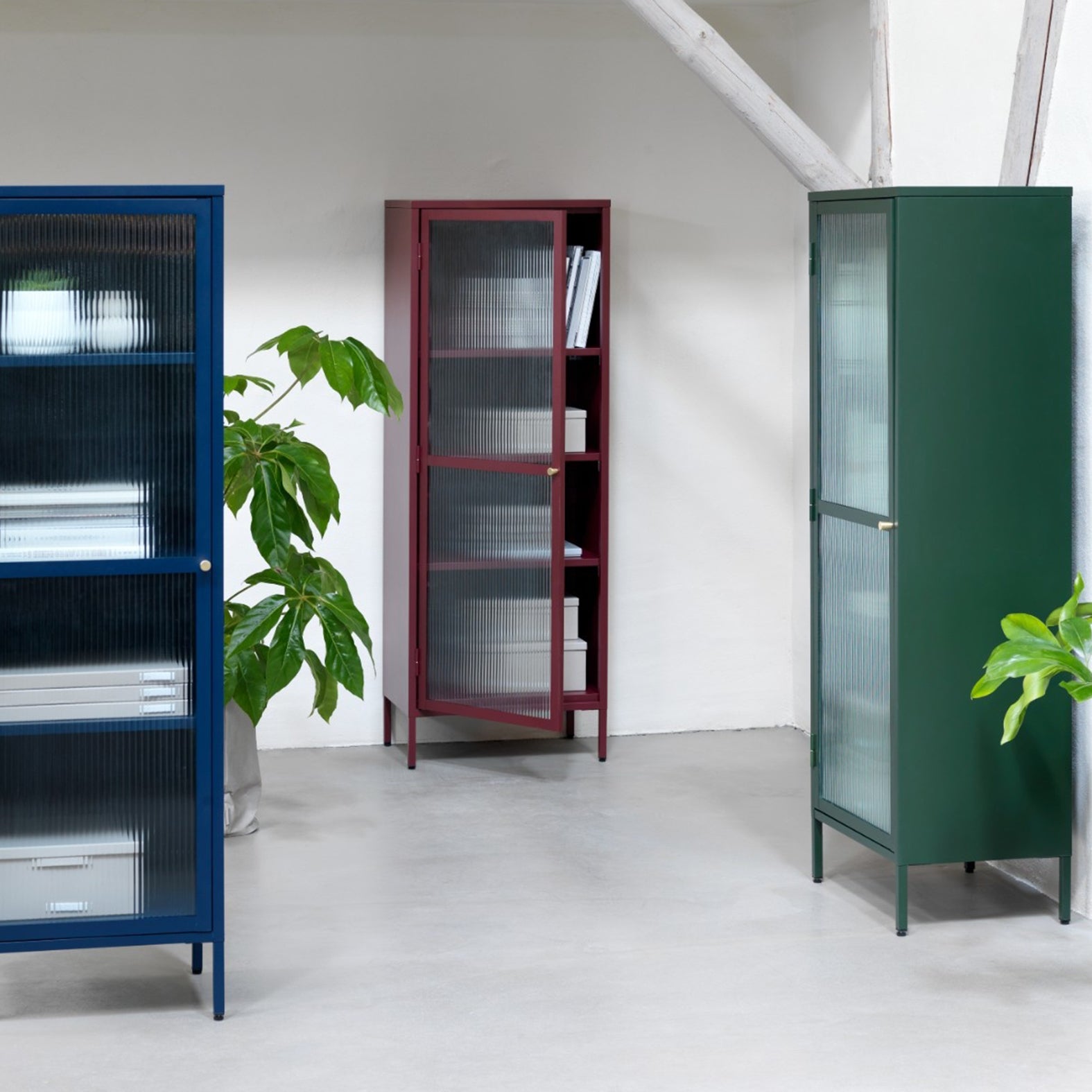 Blokker Opal Vitrinekast - H 160 cm - Bordeaux