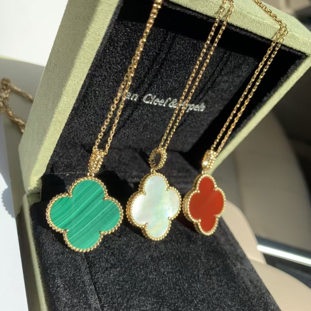 VCA Vintage Alhambra Pendant Large Clover Sweater Necklace - Original Replica Club