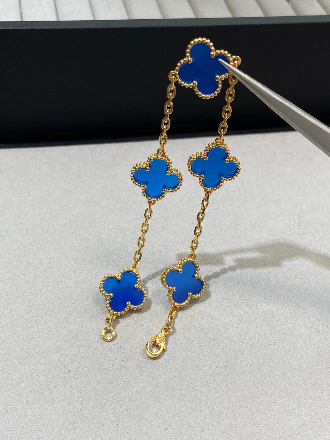 VCA Blue Agate Vintage Alhambra Bracelet 5 Motifs - Original Replica Club