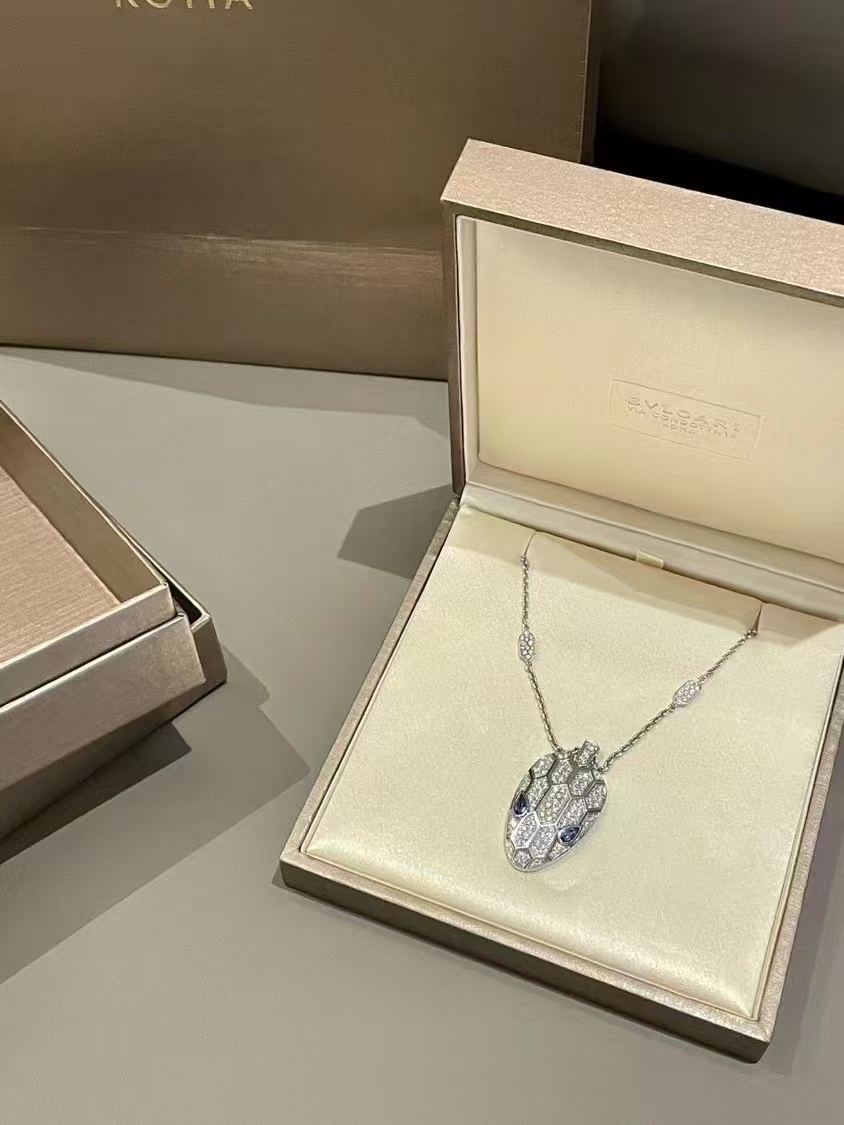 Bvlgari Seductive Snakes Serpenti Seduttori Necklace - Original Replica Club