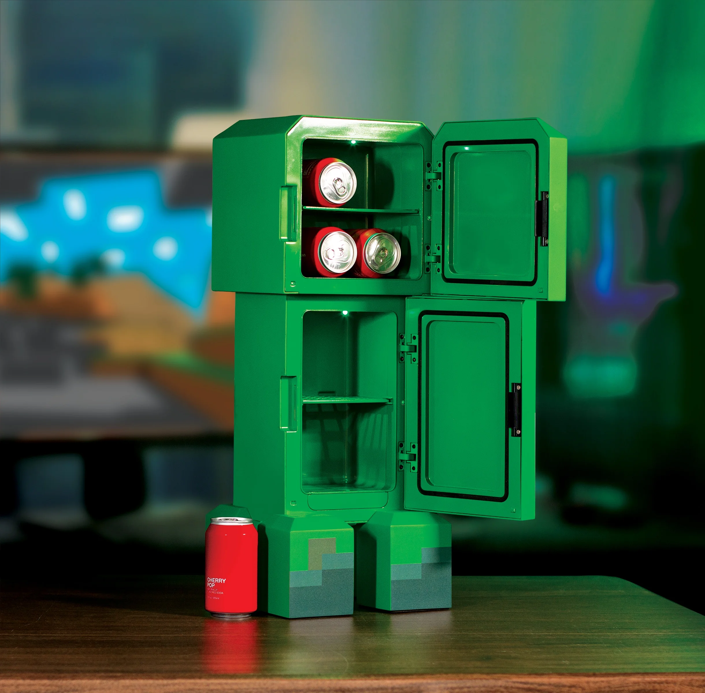 Minecraft Creeper Mini Fridge 2 Door, 8L, Green, 25.2" H 9.5" W 9.1" D - Image 3
