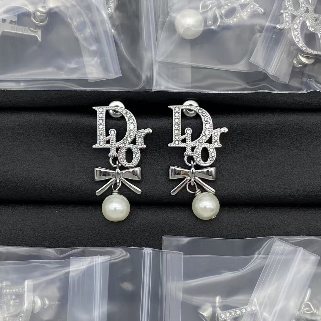 Dior Bow Knot Pearl Drop Earrings - Original Replica Club