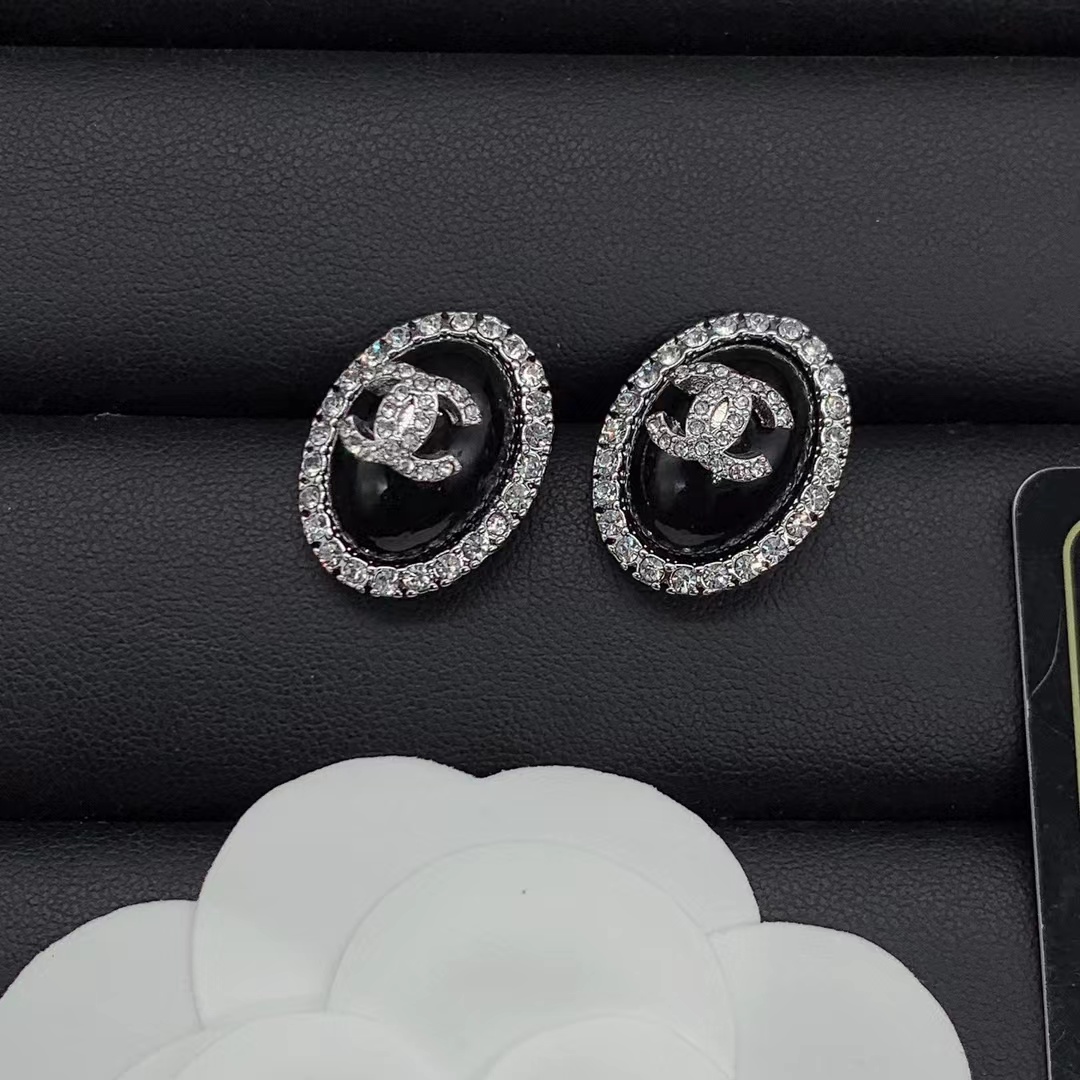 Chanel Oval Black Earrings - Original Replica Club