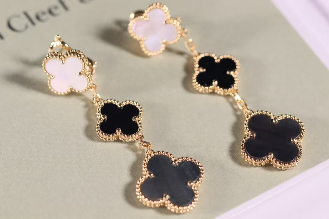 VCA Magic Alhambra Earrings 3 Motifs - Original Replica Club
