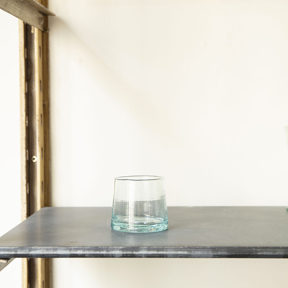 Verre conique en verre soufflé