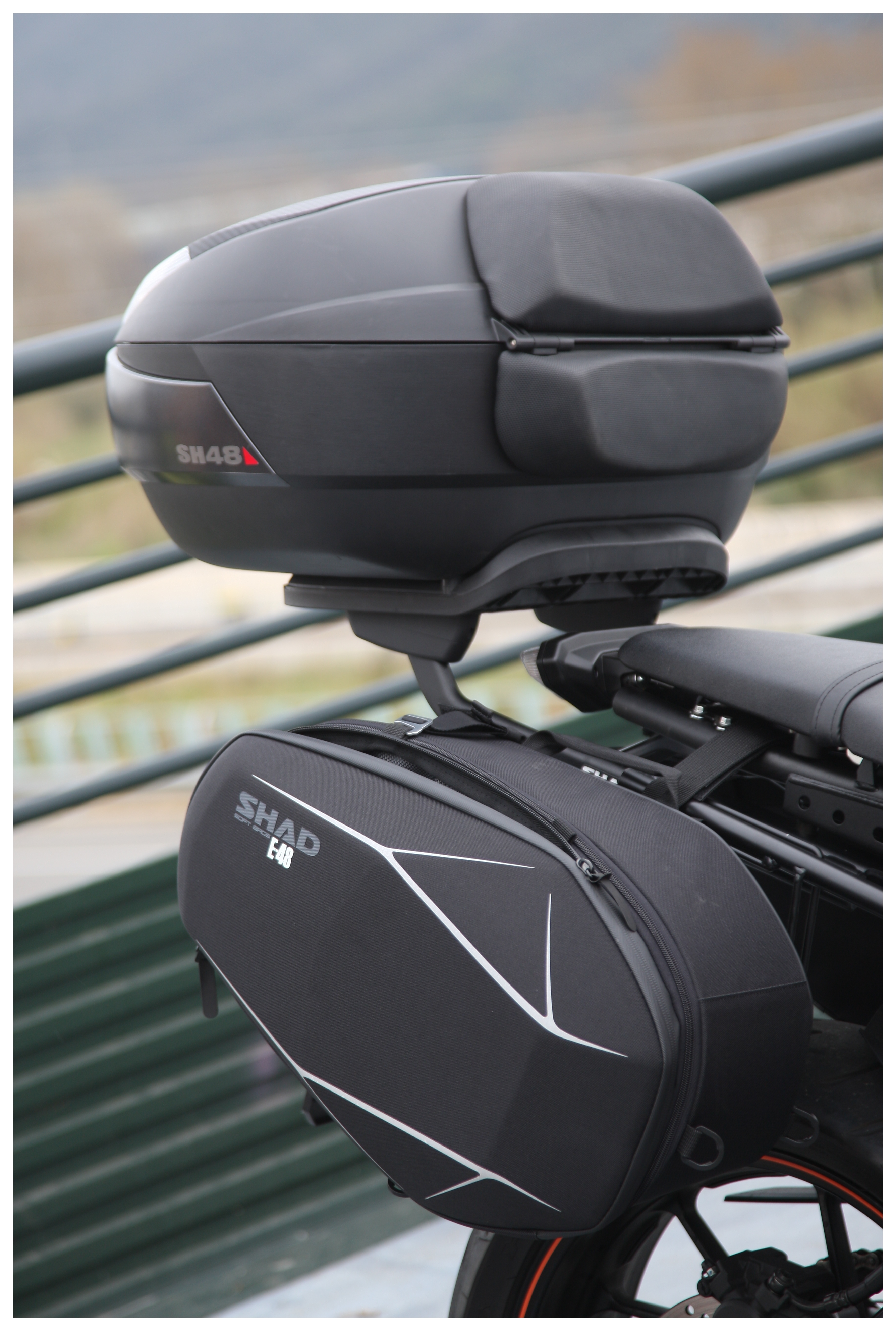 SportsBikeShop Shad E48 Semi Rigid Saddlebags