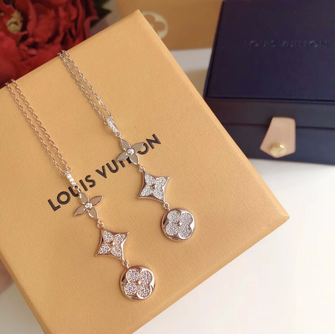 Louis Vuitton Full Diamond Star Sun Blossom Pendant Necklace 3 Motifs - Original Replica Club