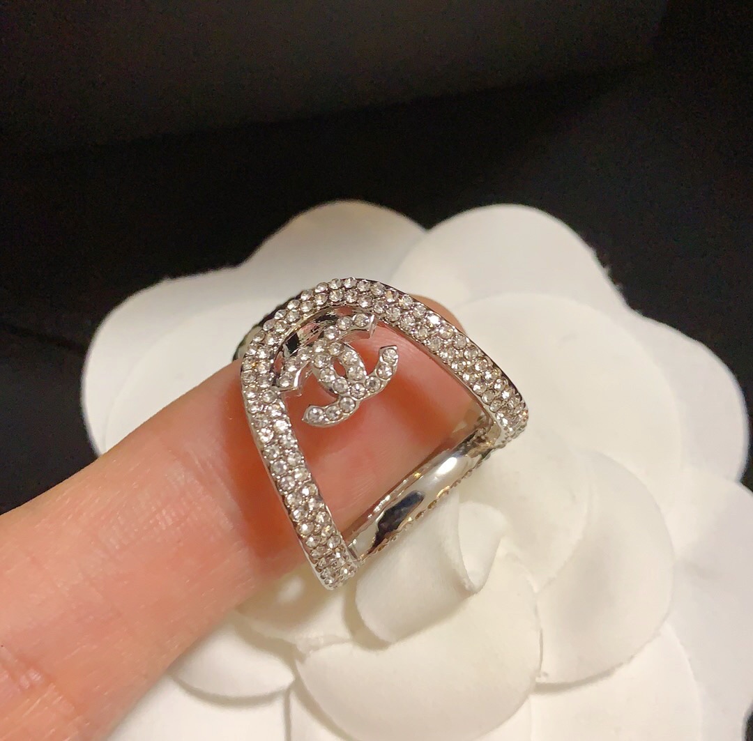 Chanel Hollow Infinite Ring - Original Replica Club