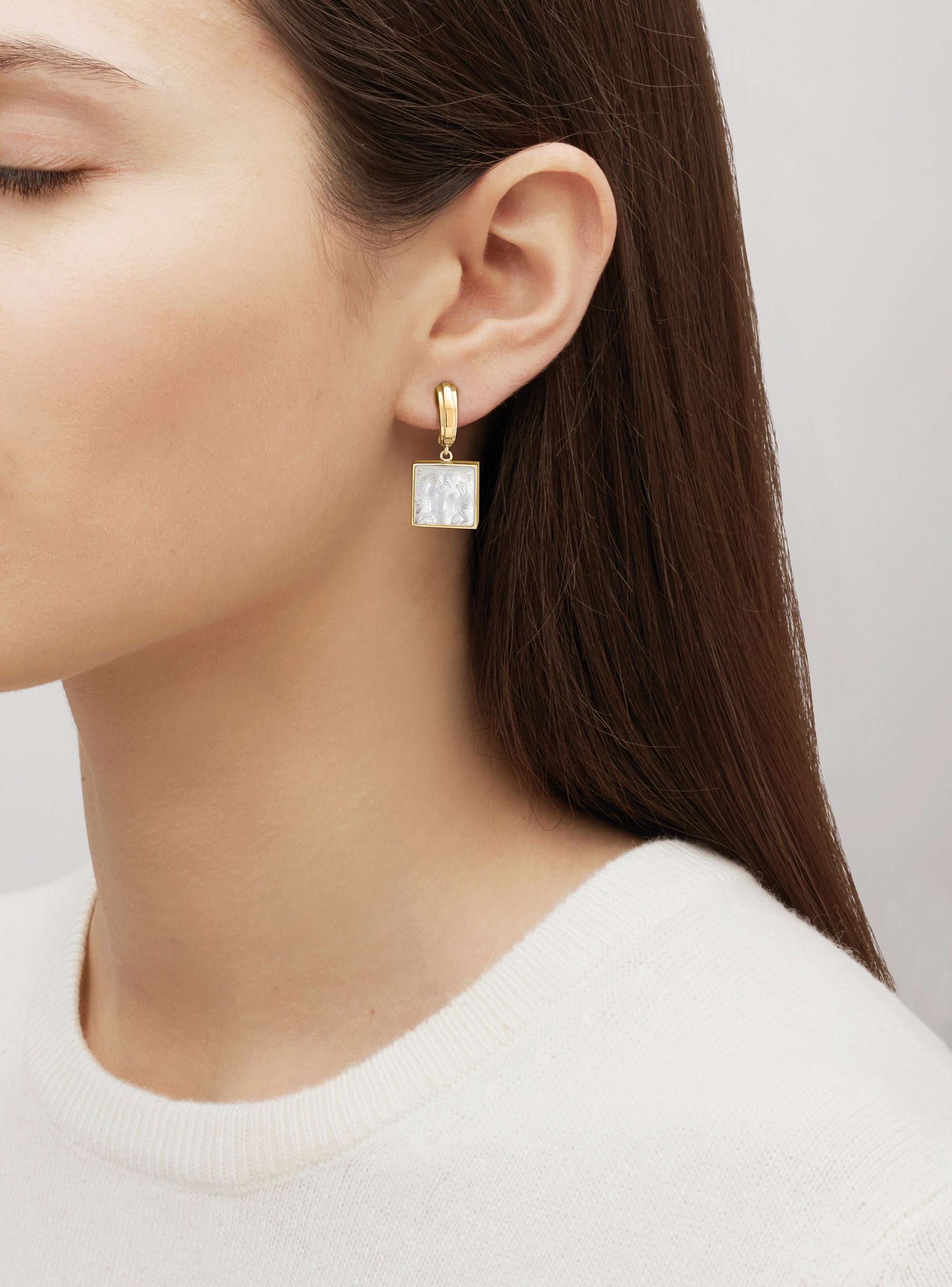 BOUCLES D'OREILLES ARÉTHUSE - CRISTAL INCOLORE, PLAQUÉ OR JAUNE 18 CARATS