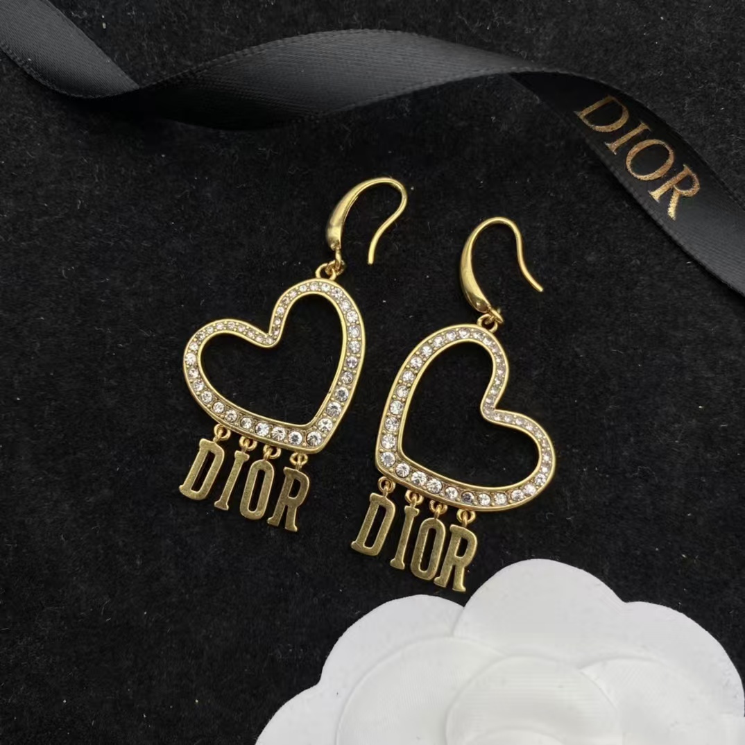 Dior Letters Heart Necklace and Earrings - Original Replica Club