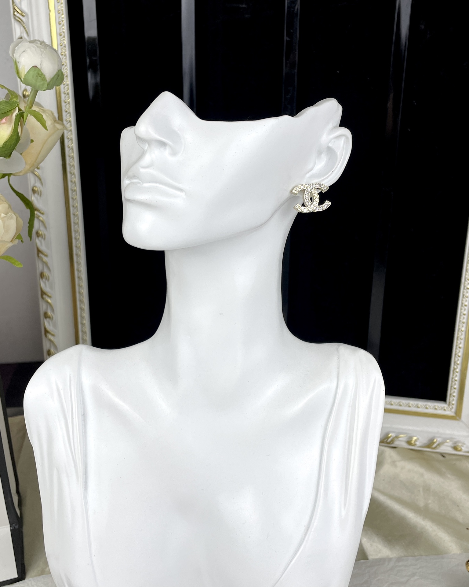Chanel Minimalist Rhinestone CC Earrings - Original Replica Club