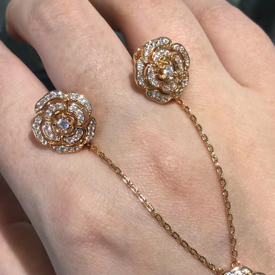 Chanel Diamond Camellia Flower Pendant Necklace - Original Replica Club