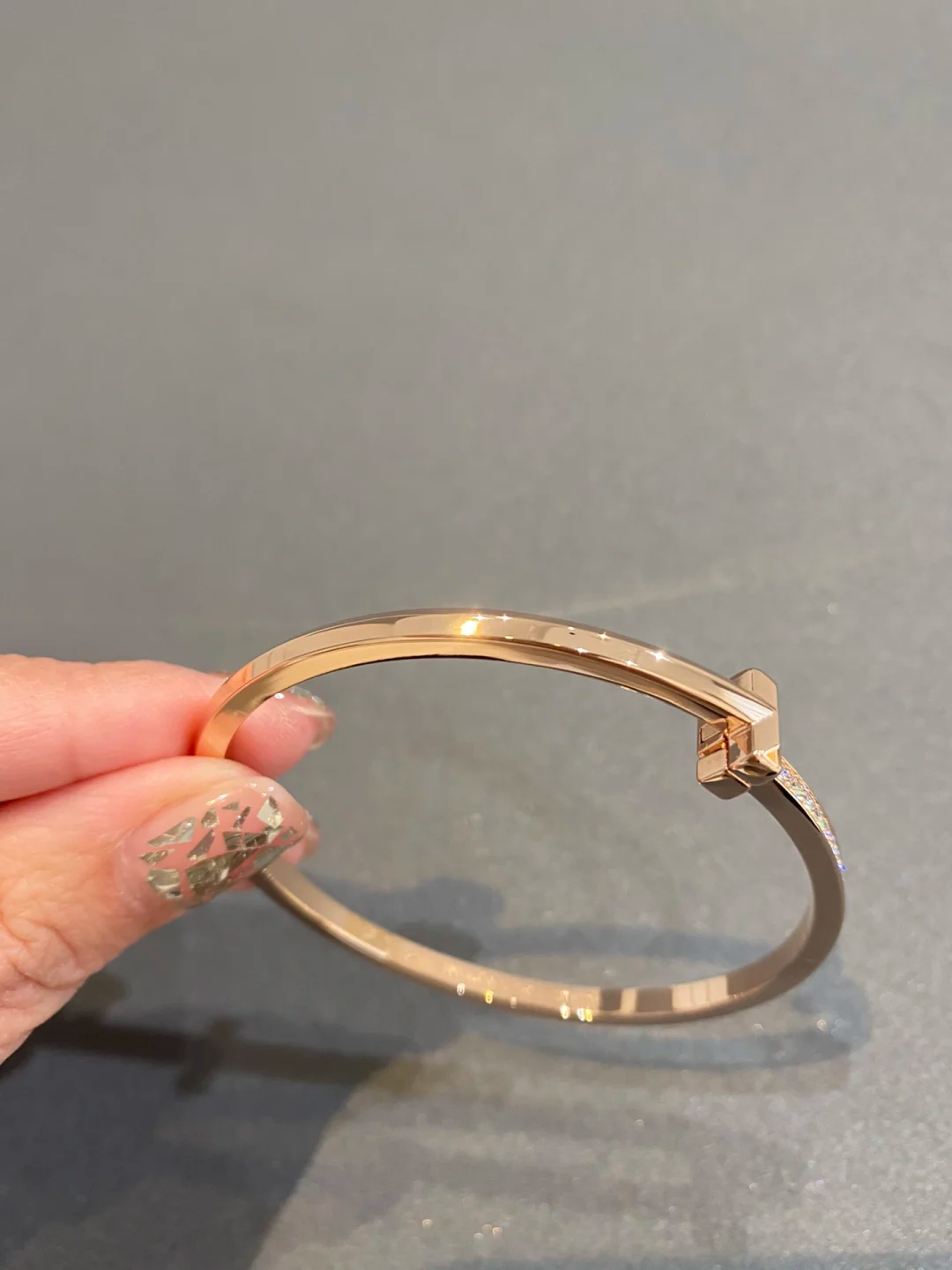 Tiffany T1 Narrow Diamond Hinged Bangle Bracelet - Original Replica Club