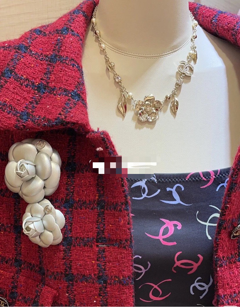Chanel Leaves Charms Camellia Pendant Necklace - Original Replica Club