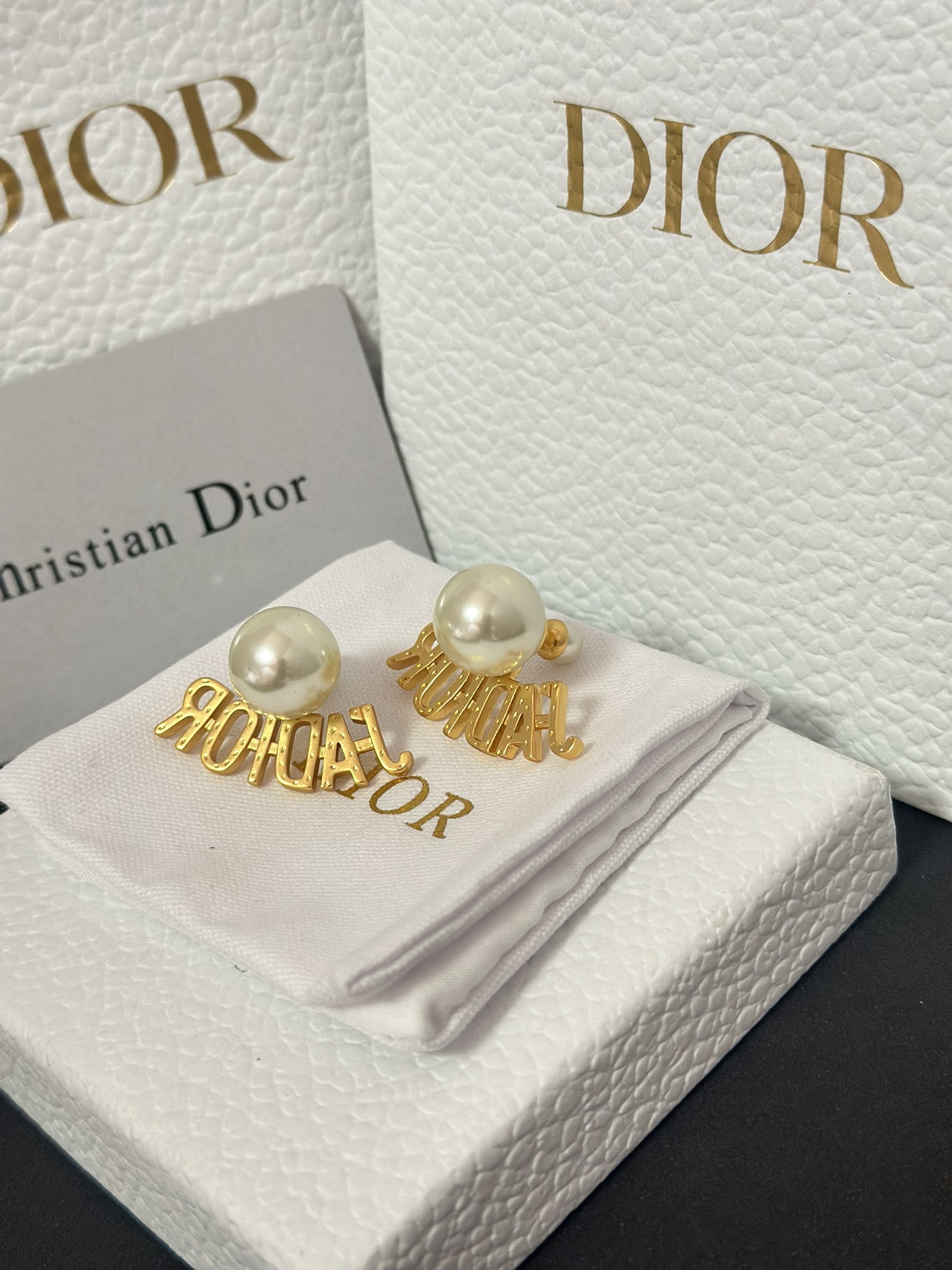 Jadior Pearl Earrings - Original Replica Club